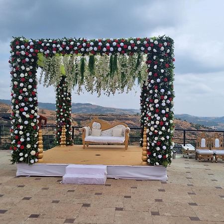 Upper Deck Resort - Stay And Relax At The Highest Peak Lonavala Exterior photo