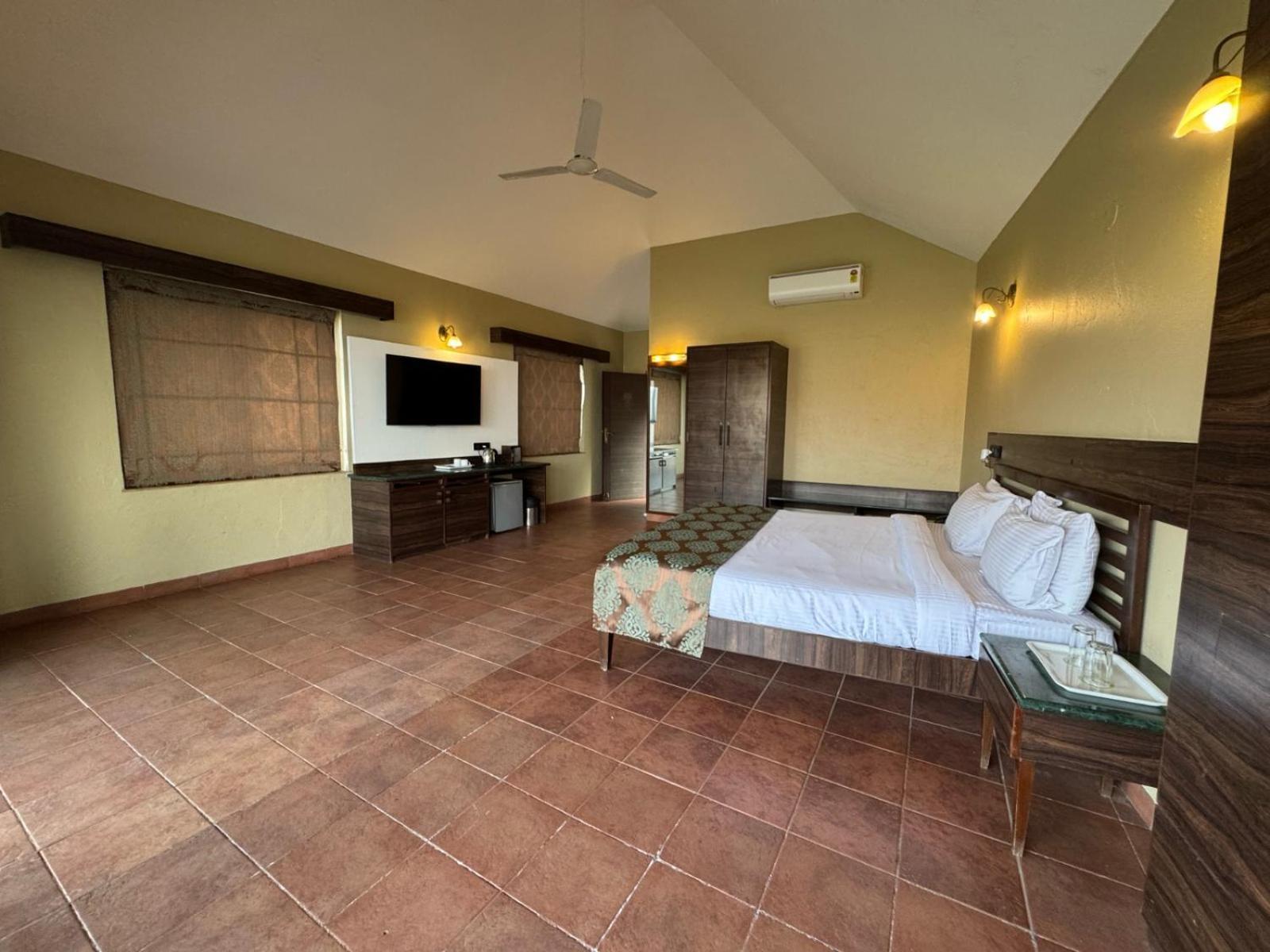 Upper Deck Resort - Stay And Relax At The Highest Peak Lonavala Exterior photo