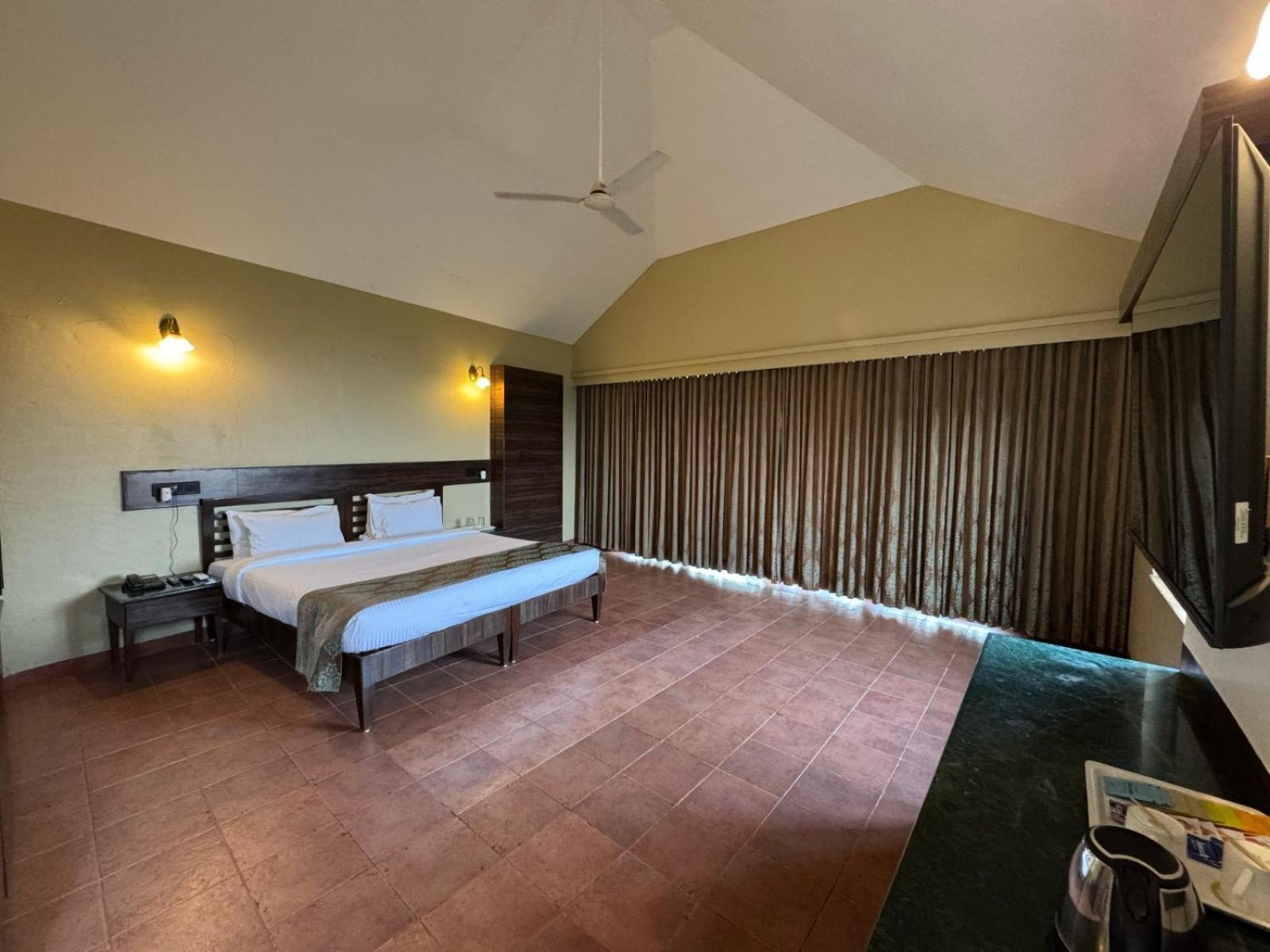Upper Deck Resort - Stay And Relax At The Highest Peak Lonavala Exterior photo