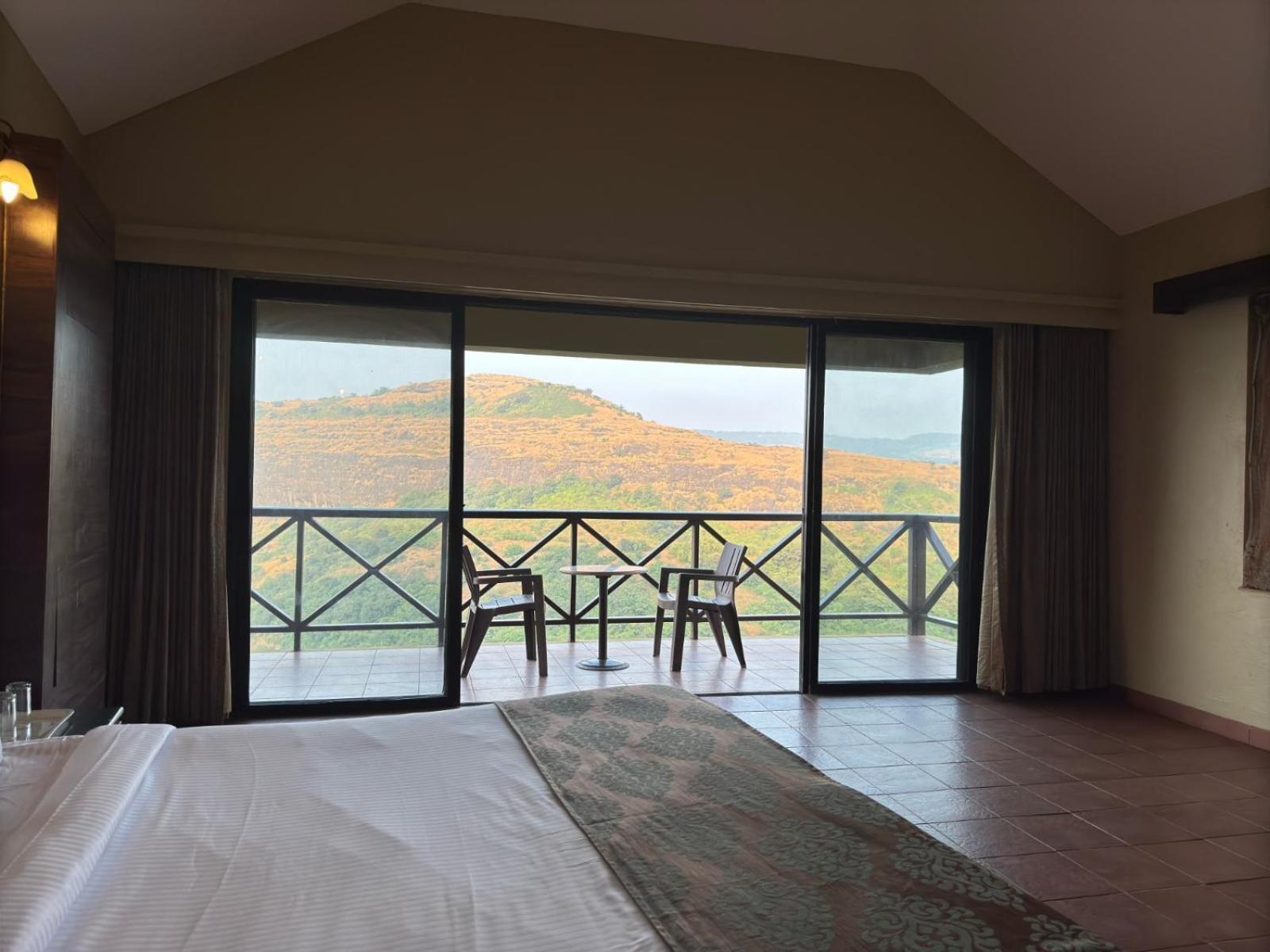 Upper Deck Resort - Stay And Relax At The Highest Peak Lonavala Exterior photo
