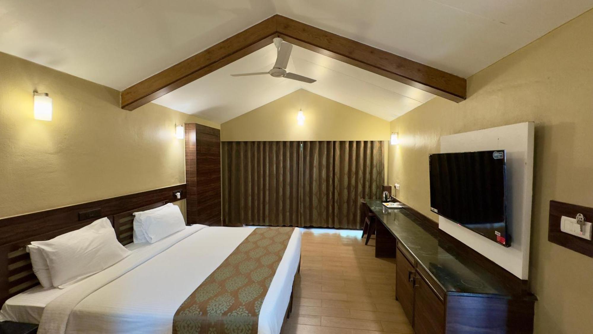 Upper Deck Resort - Stay And Relax At The Highest Peak Lonavala Exterior photo