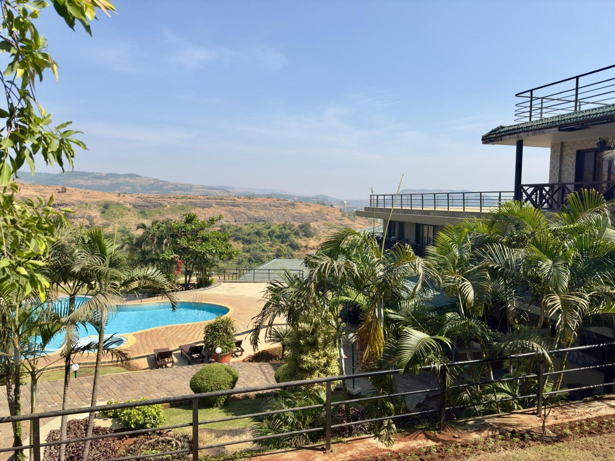 Upper Deck Resort - Stay And Relax At The Highest Peak Lonavala Exterior photo