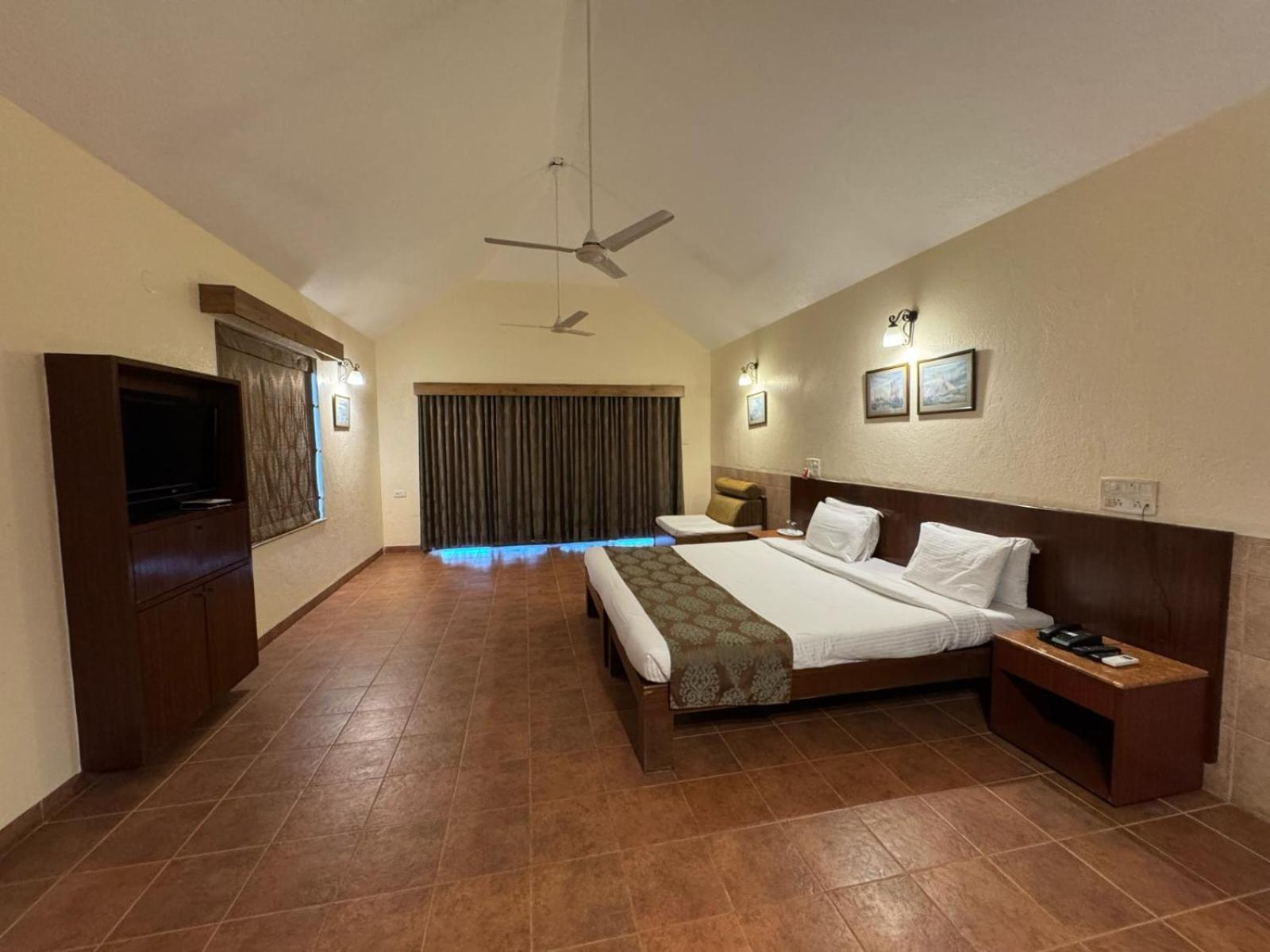 Upper Deck Resort - Stay And Relax At The Highest Peak Lonavala Exterior photo