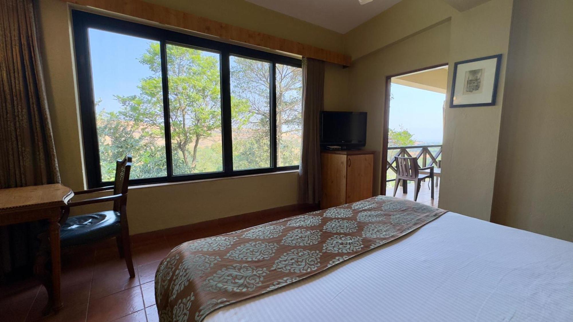 Upper Deck Resort - Stay And Relax At The Highest Peak Lonavala Exterior photo